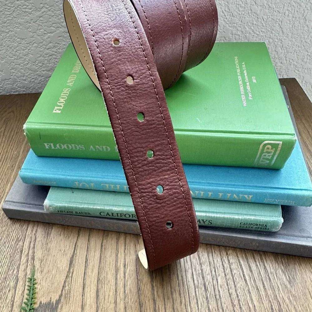 BANANA REPUBLIC Brown Made‎ In Italy Genuine Leather Belt Size Small Wide Preppy